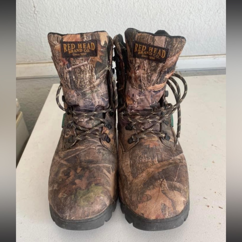 Camouflage hunting boots